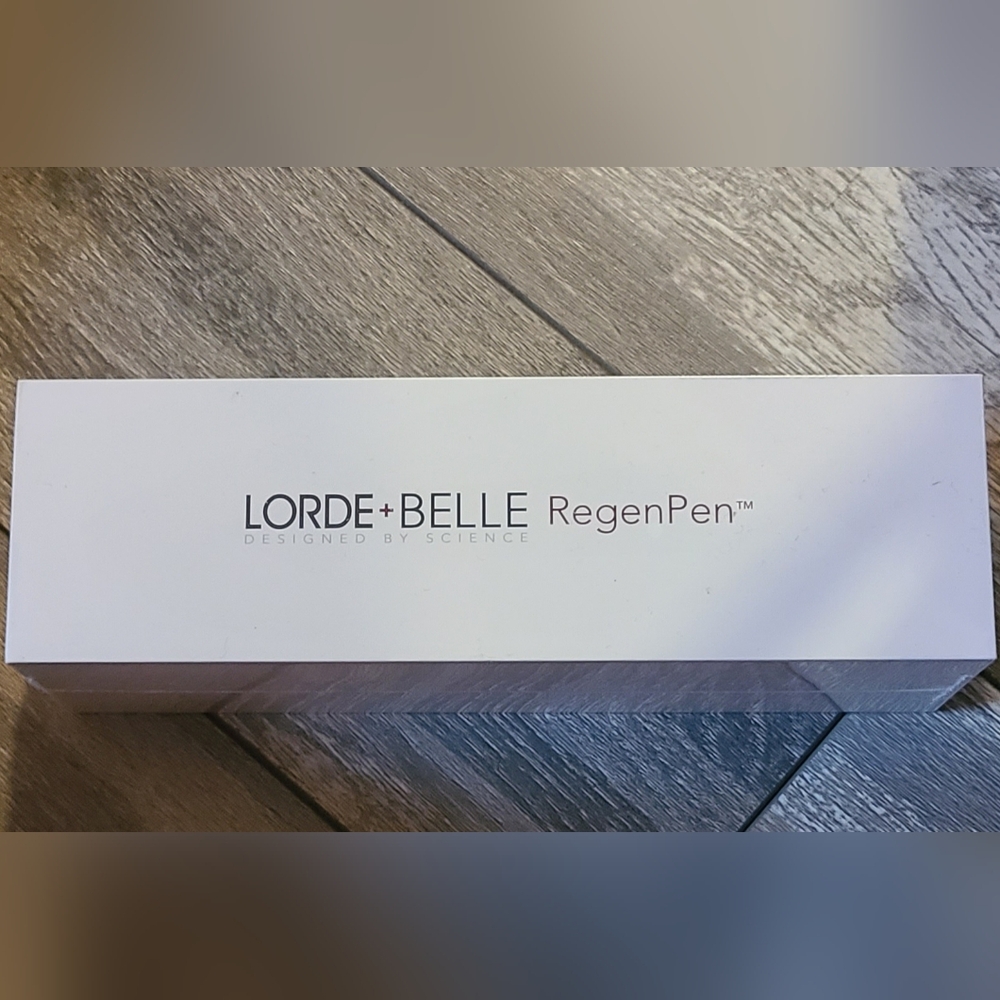 Lorde‎ + Belle RegenPen